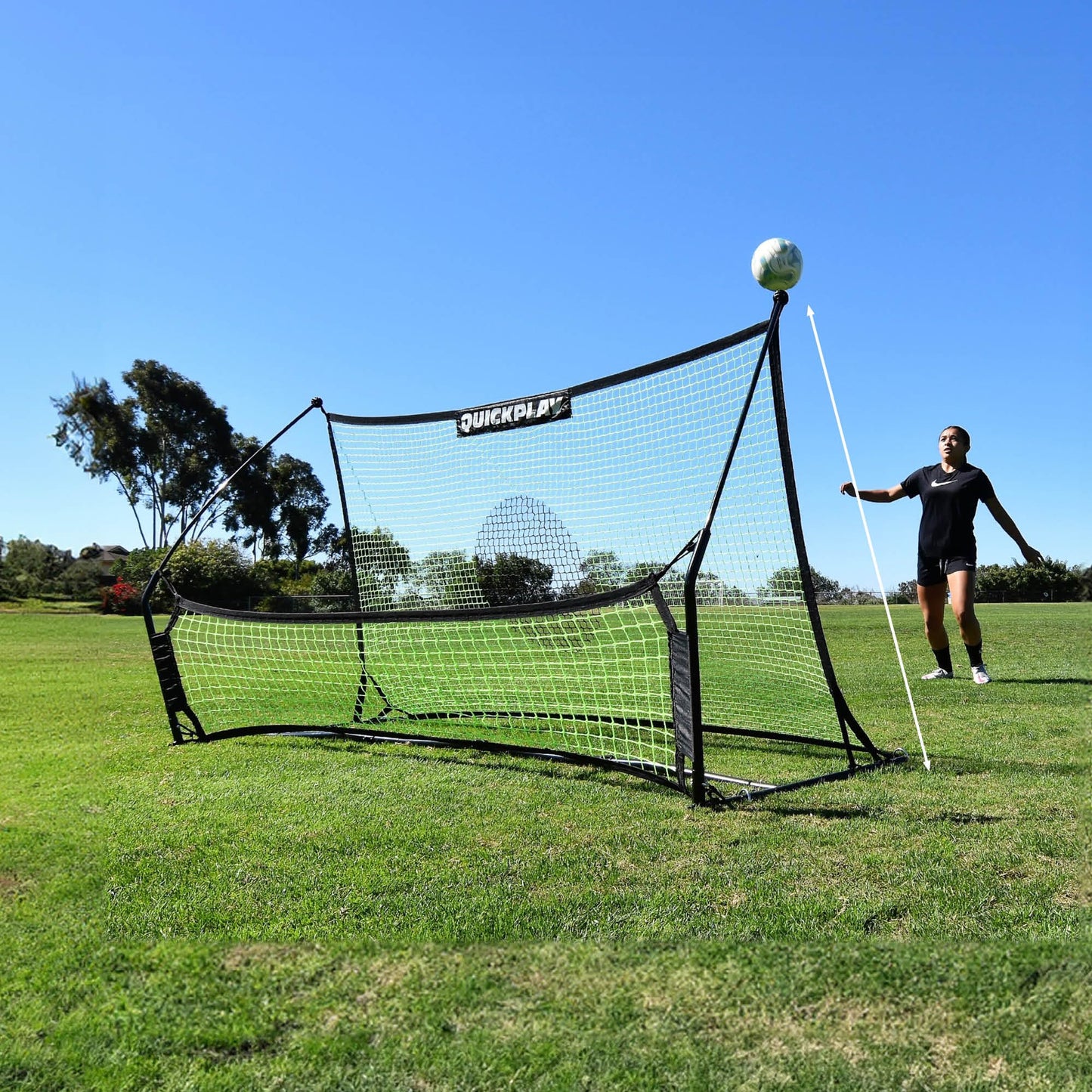 QUICKPLAY TEKKERS TRAINER - Rebote de fútbol - Red de puntos de 6.5 x 4 pies y redes de pase de tierra de 6.5 x 1.5 pies, equipo de entrenamiento de fútbol portátil para niños y adultos
