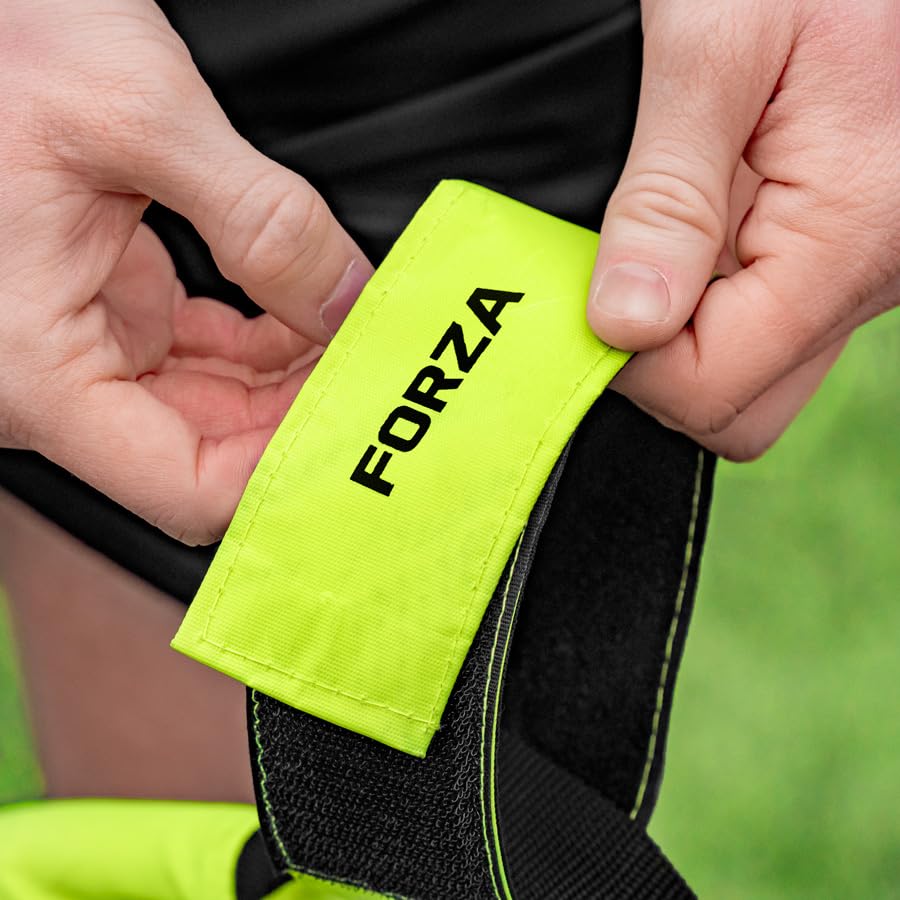 FORZA Red y bolsa para balones de fútbol 2 en 1. Objetivo de portería de fútbol duradero que soporta golpes de 70 mph - Capacidad para hasta 10 balones de fútbol