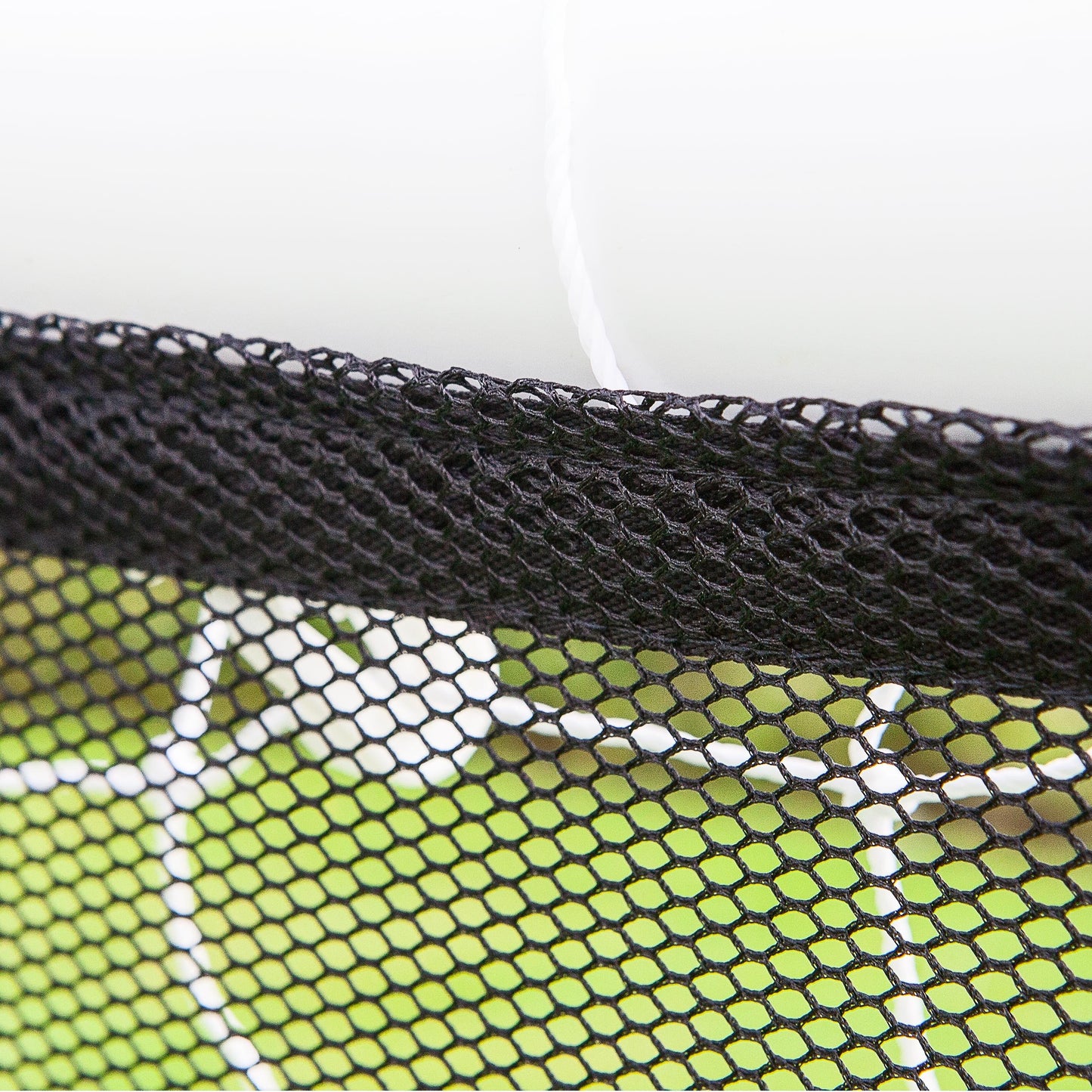 Lona de Entrenamiento de Fútbol | Equipamiento de Entrenamiento Indispensable (No Se Incluye Postes) (1,8m x 1,2m)